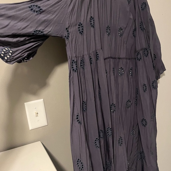 Cover up - Picture 3 of 3